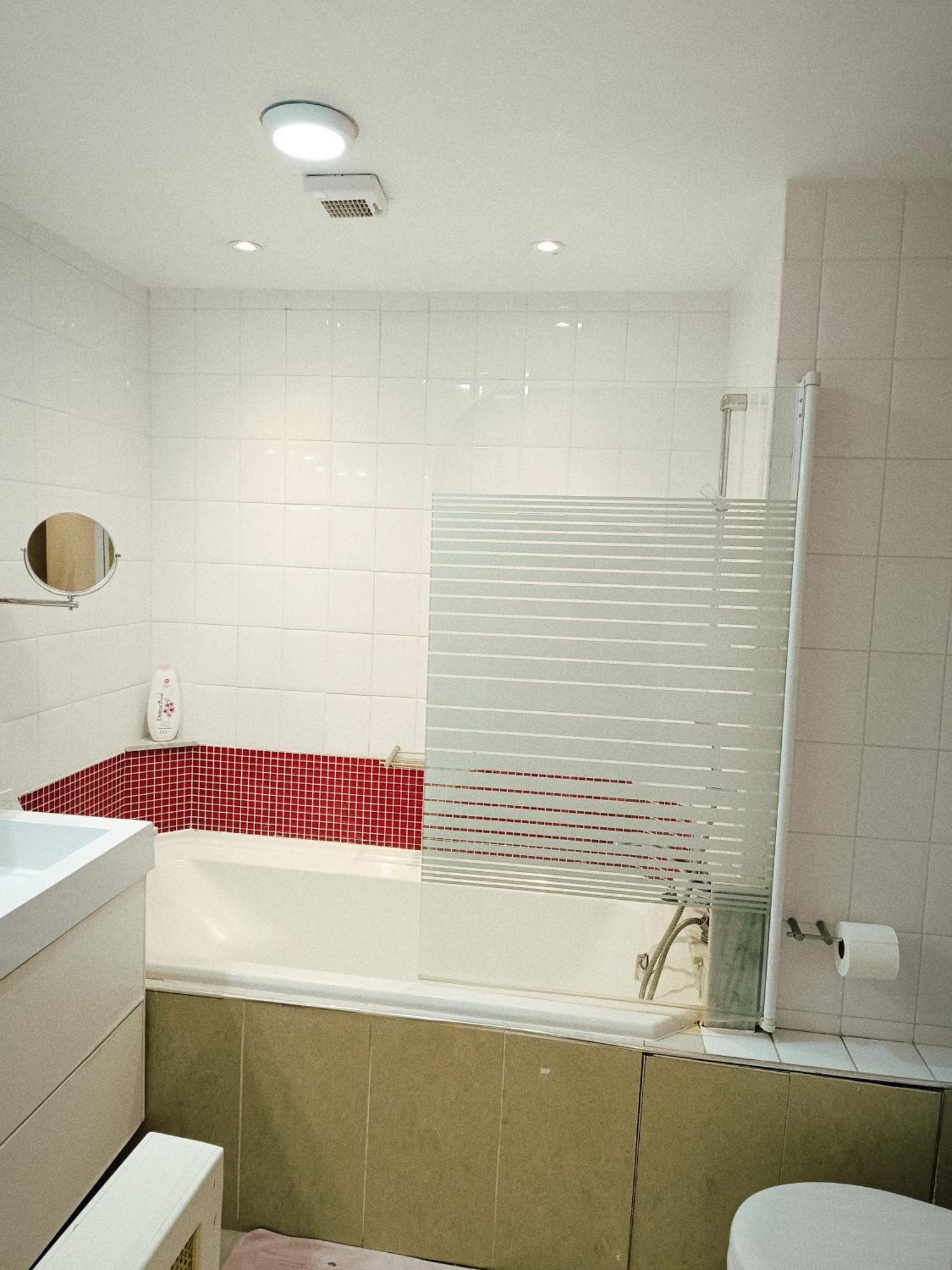 Centre 13 Quai Godefroid Kurth Pour 2 Pers A 25 Min Gare Guillemins Apartamento Lieja